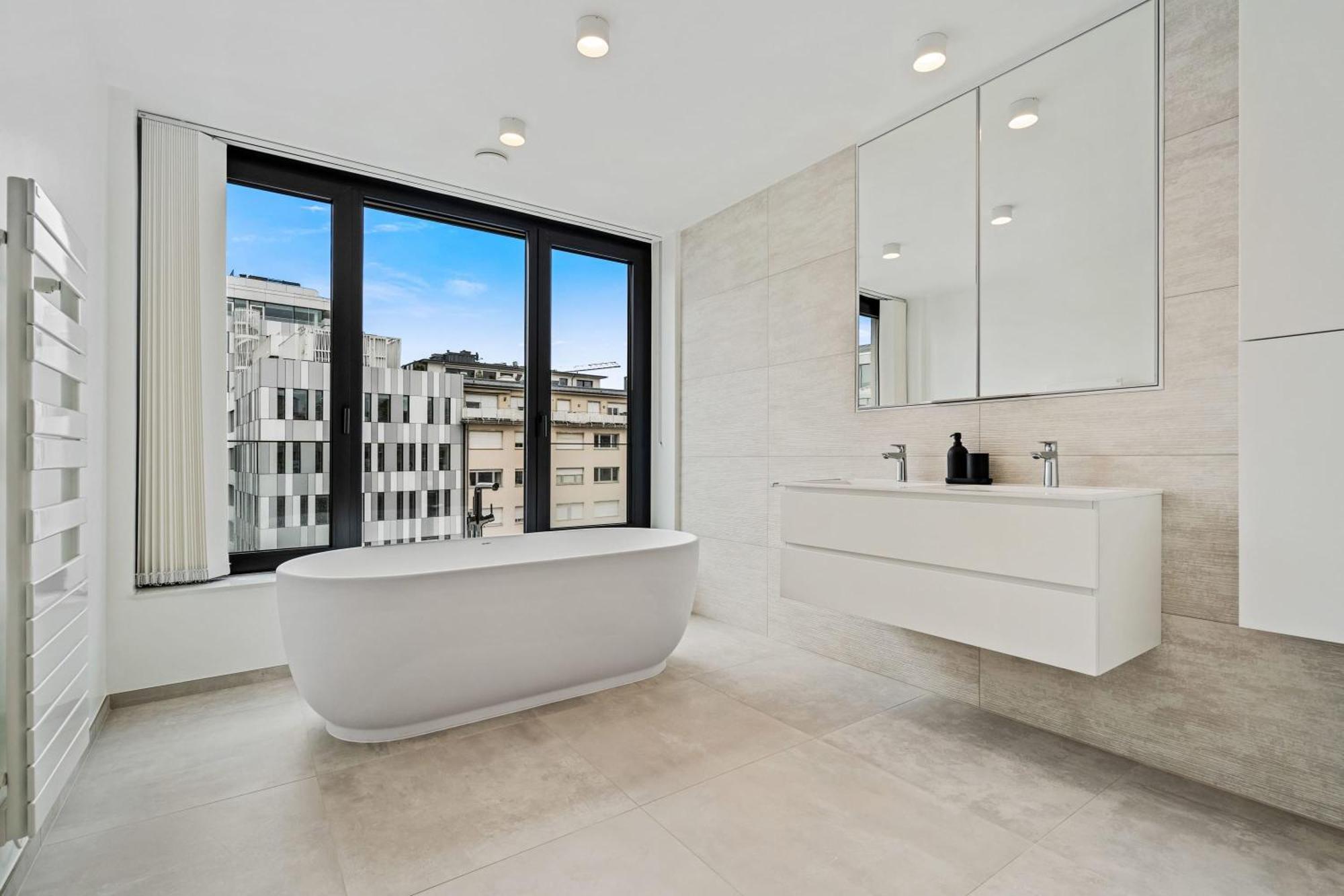 לוקסמבורג Spacious 6Th-Floor Gem: Modernity Meets Comfort מראה חיצוני תמונה